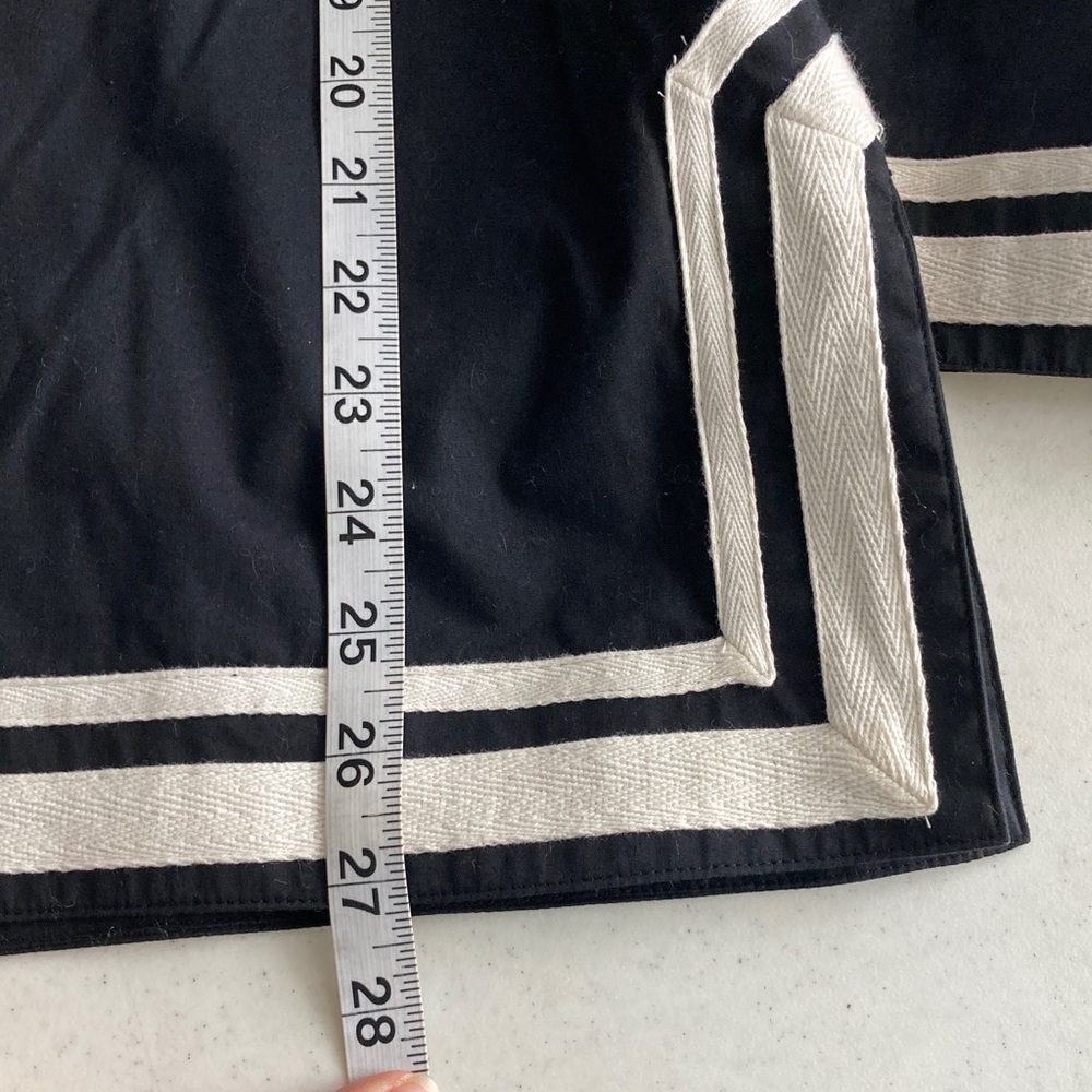 Jones New York Black Tunic with White Accents - Picture 8 of 8